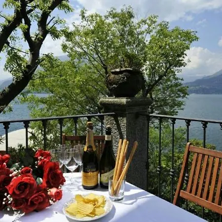 Villa Sleeps 6 Air Con *