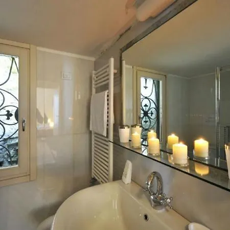 Sleeps 6 Air Con Villa